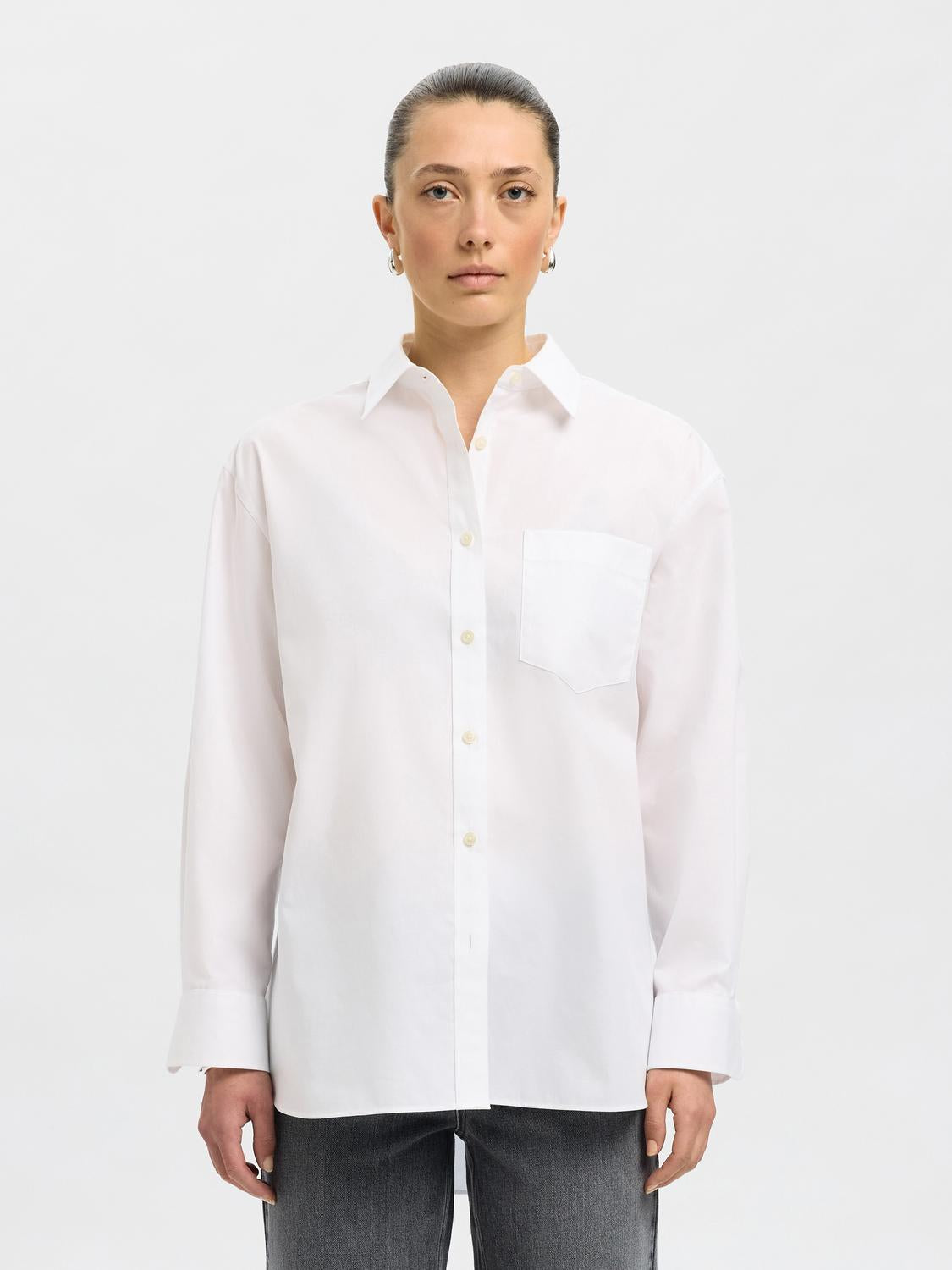 model_shot-front