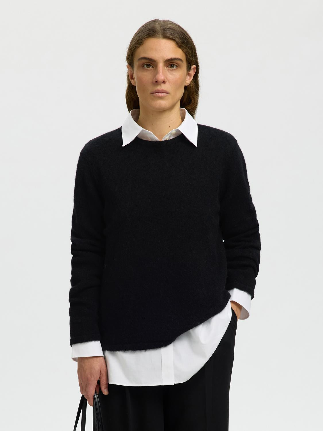 model_shot-front