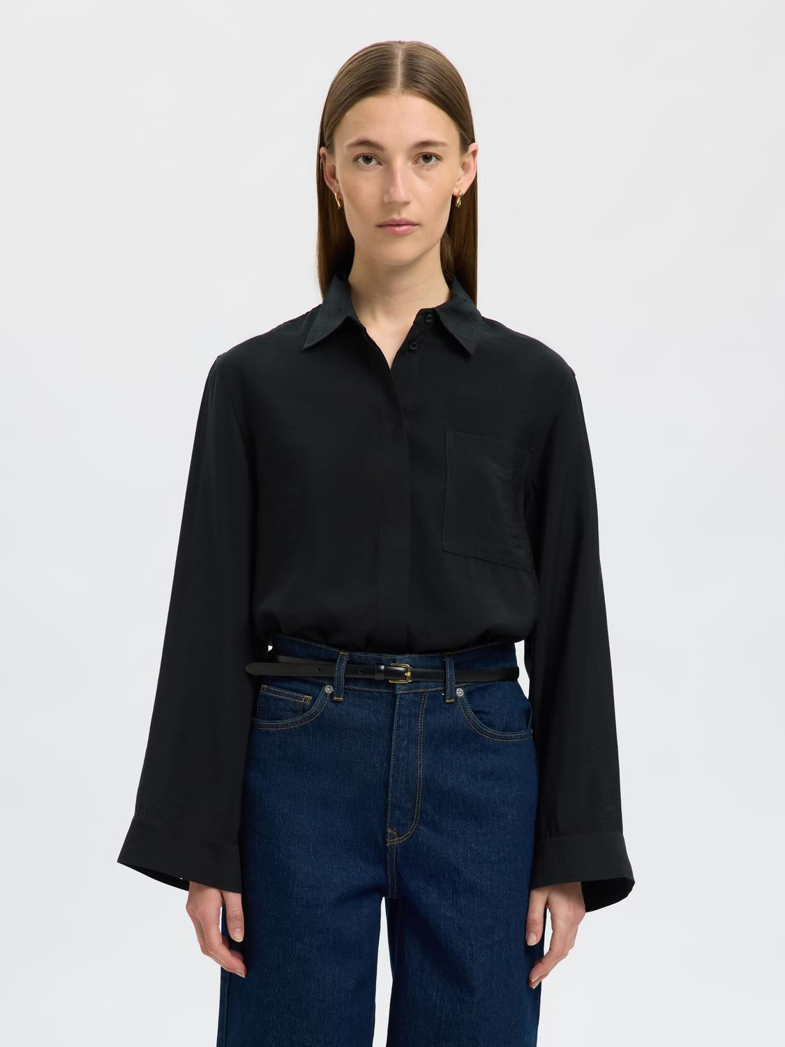 model_shot-front