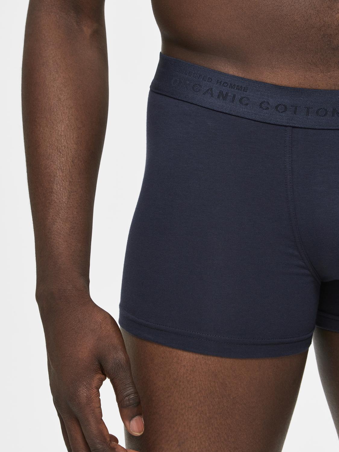 model_shot-detail
