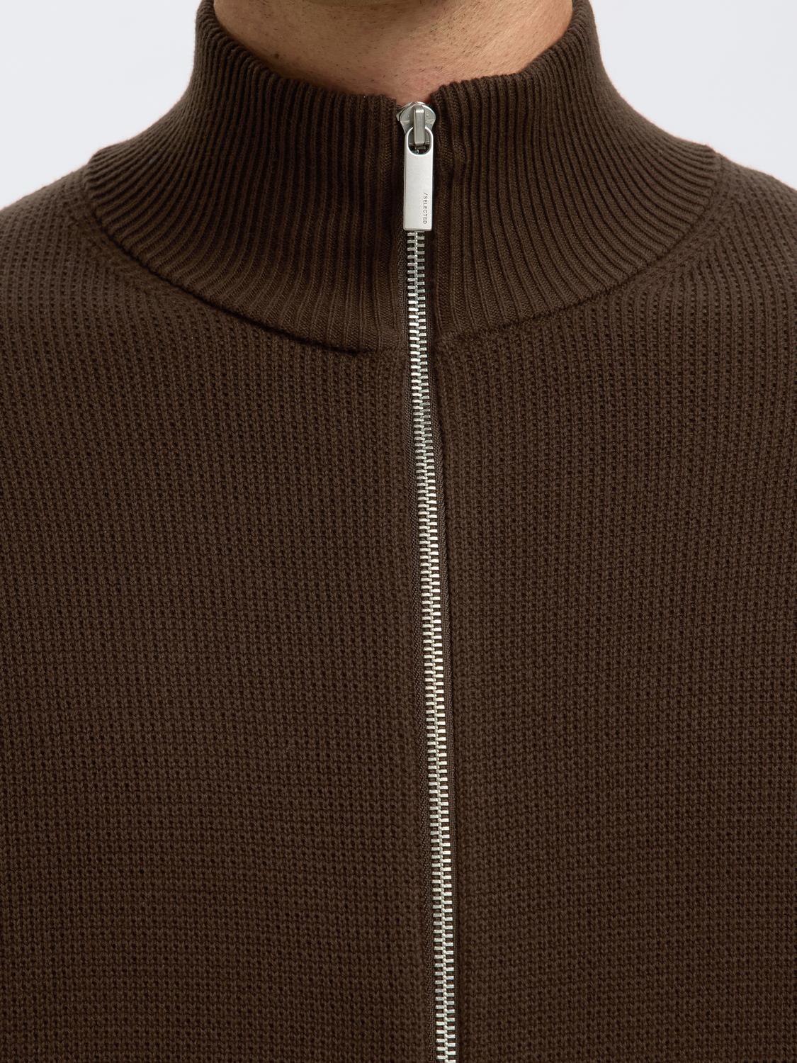 model_shot-detail