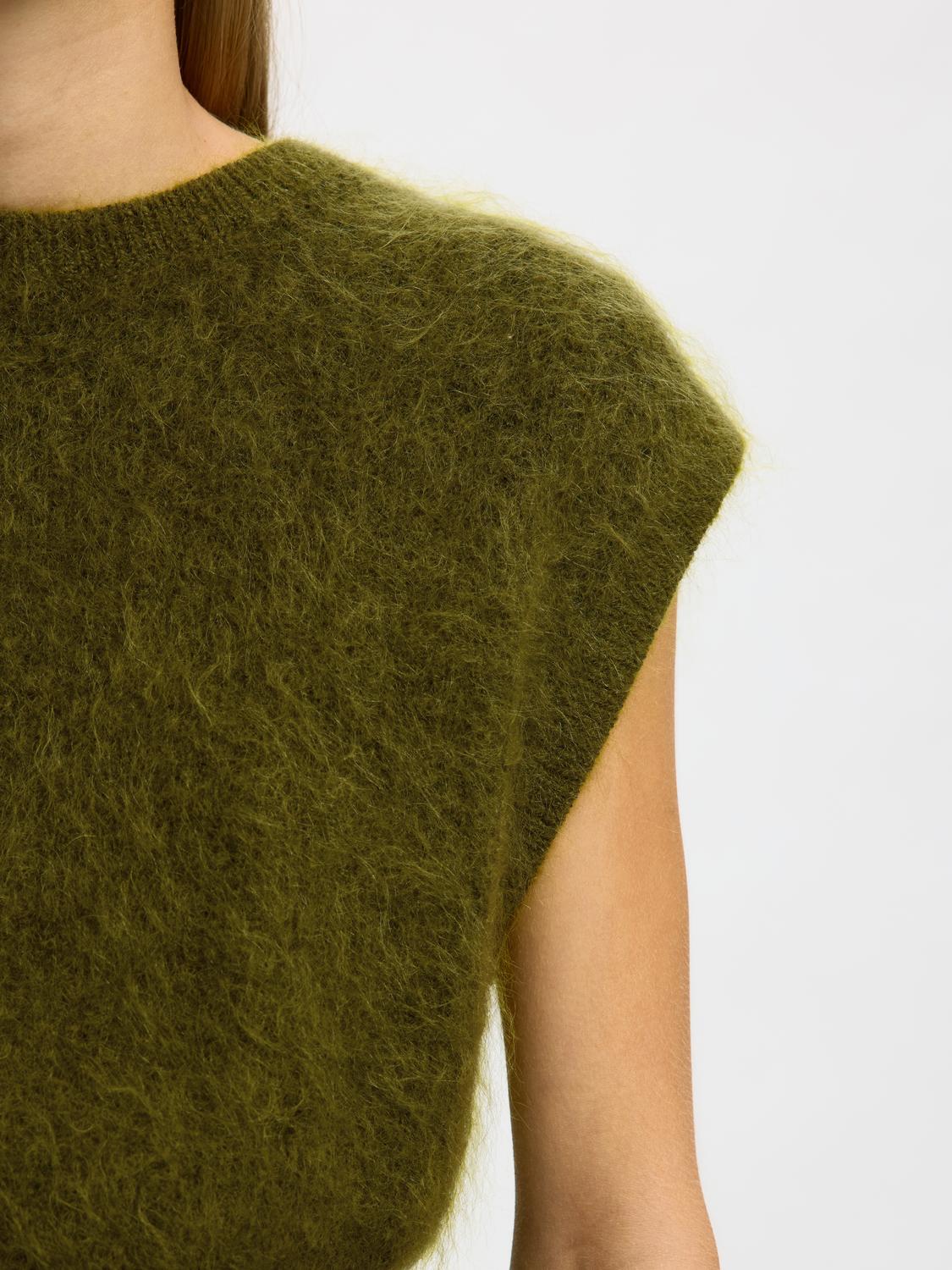 model_shot-detail