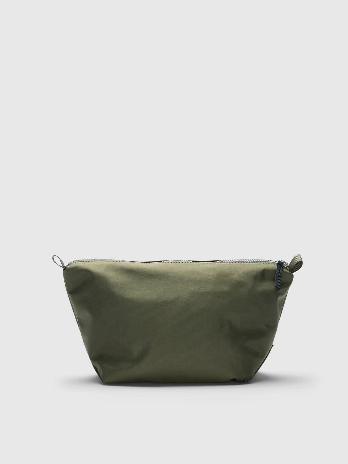pack_shot-back