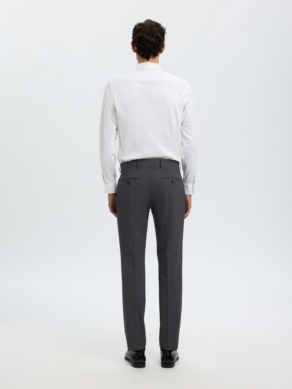 model_shot-back
