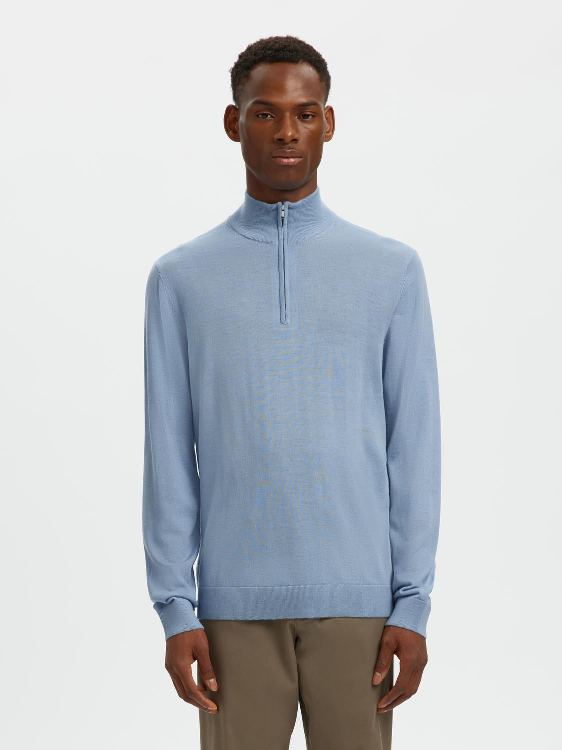 model_shot-front