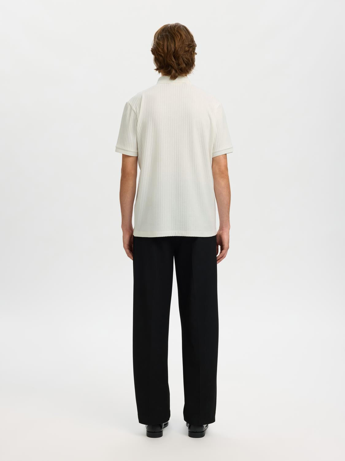 model_shot-back