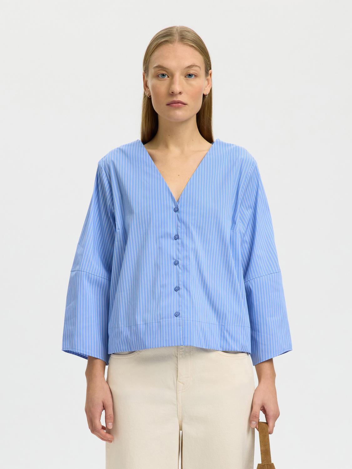 model_shot-front