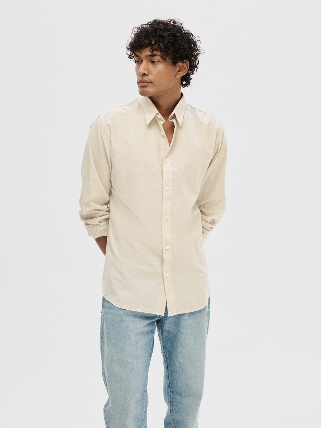 model_shot-front