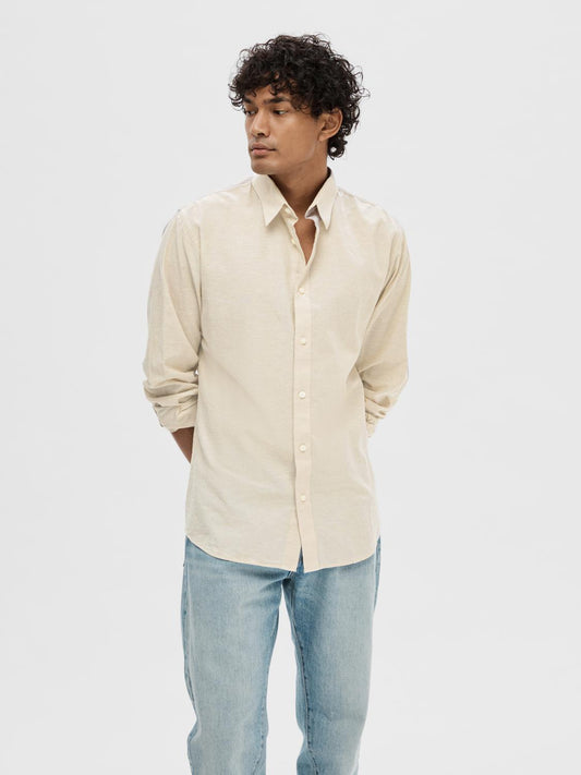 model_shot-front