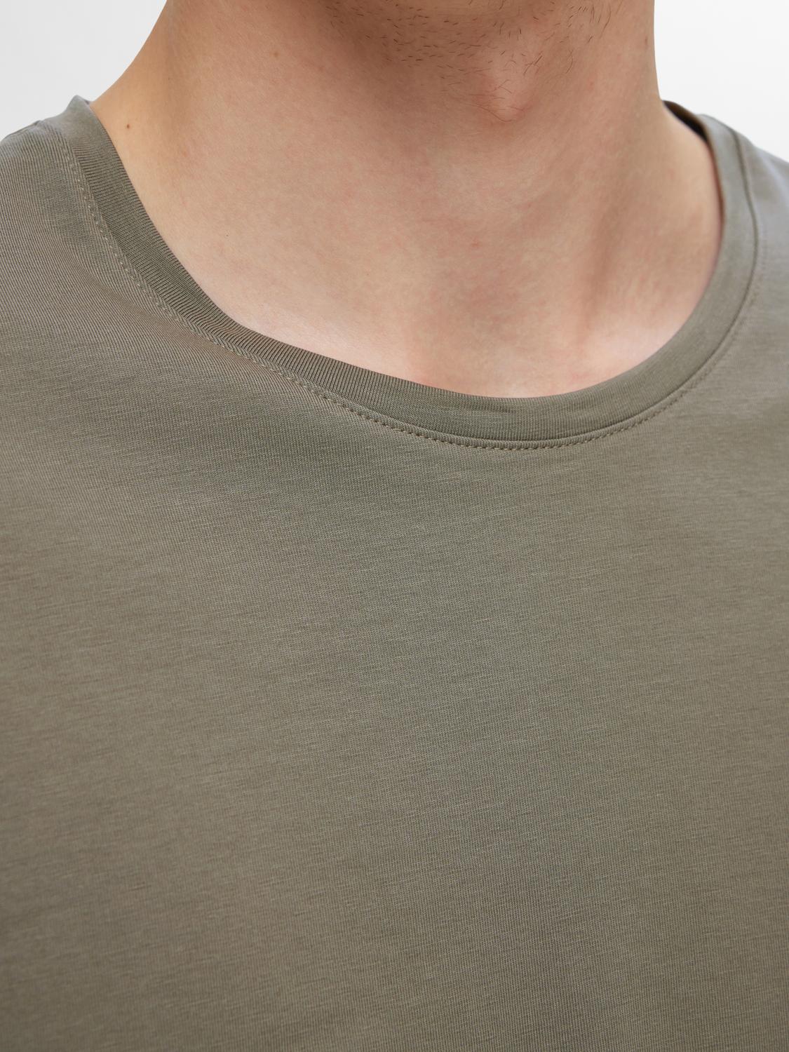 model_shot-detail
