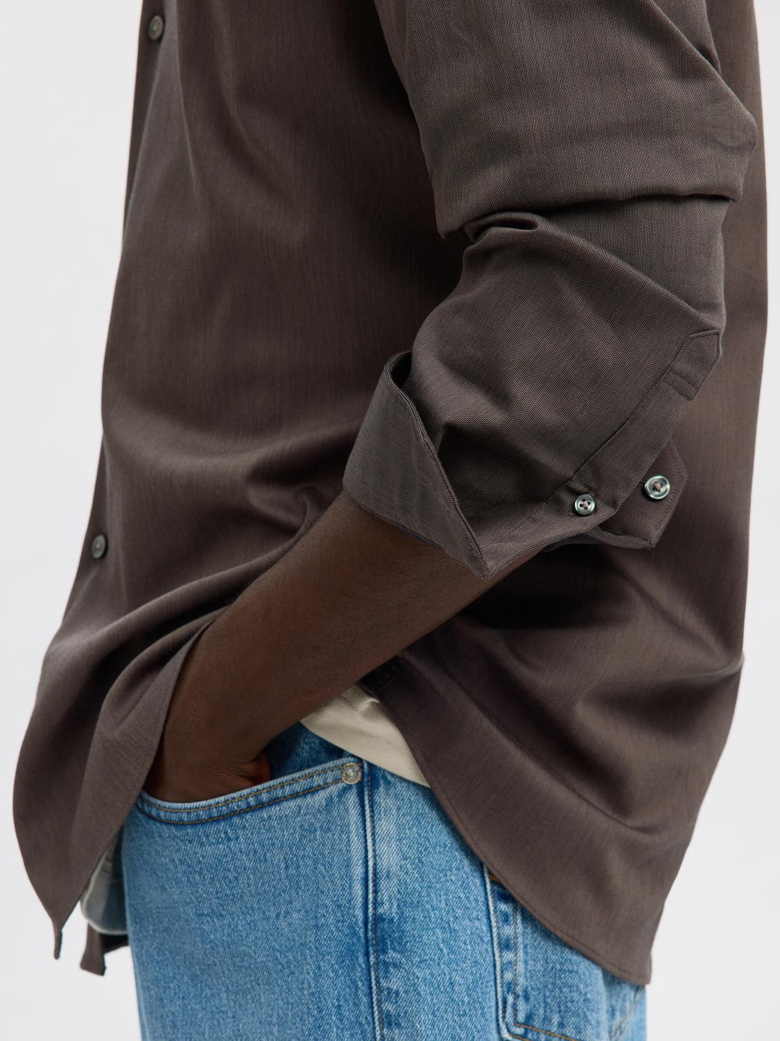 model_shot-detail